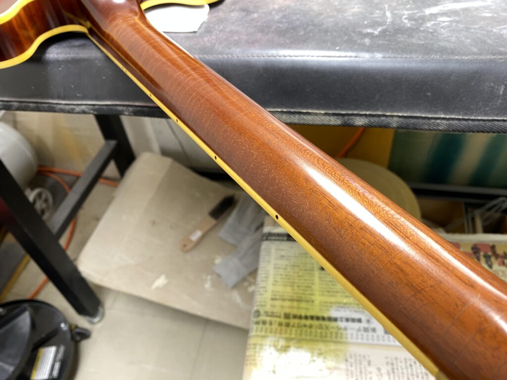 ウェザーチェックネック